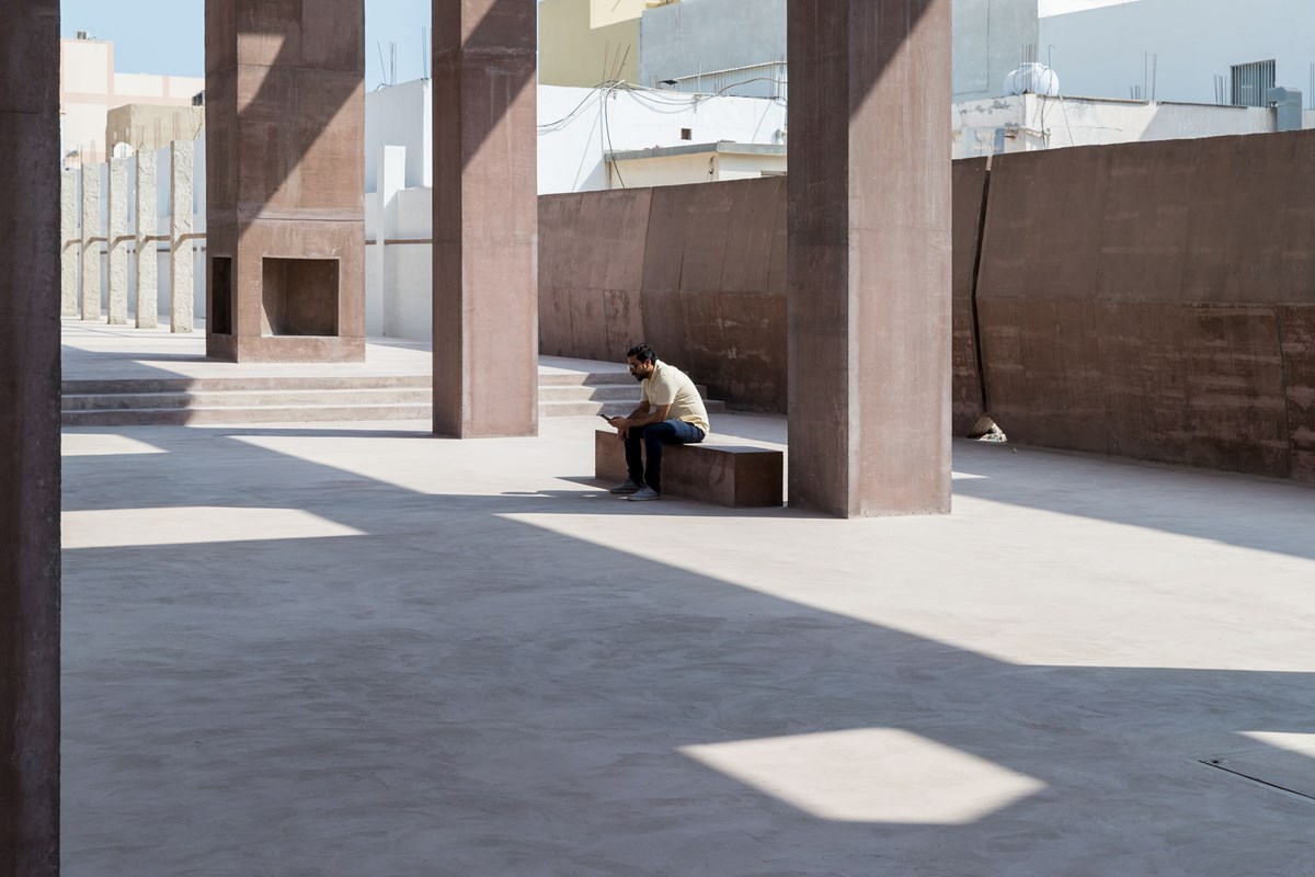 Perling Path Visitor Centre, Kingdom of Bahrain, designed by Valerio Oligiati, 2019. Photo by Iwan Baan.